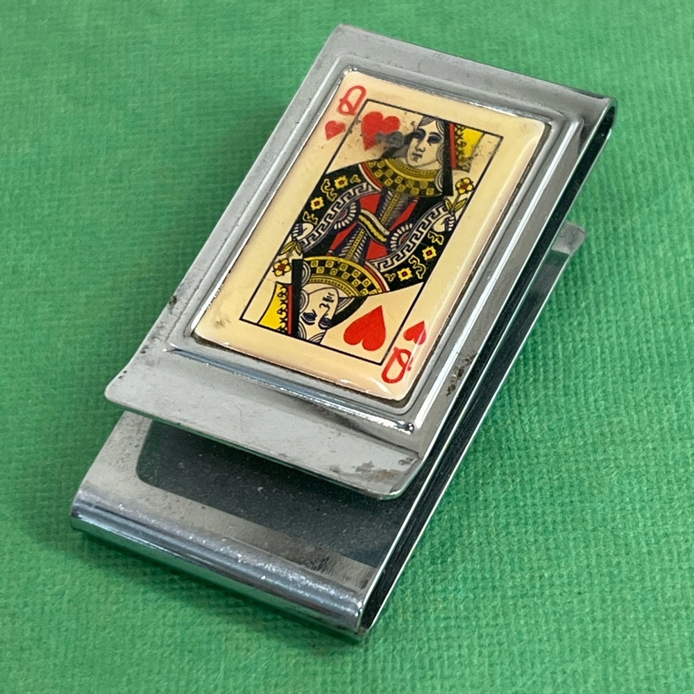 Queen of Hearts Money Clip & Credit Card Holder Poker Casino Gambling